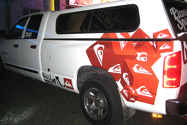 QUIKSILVER